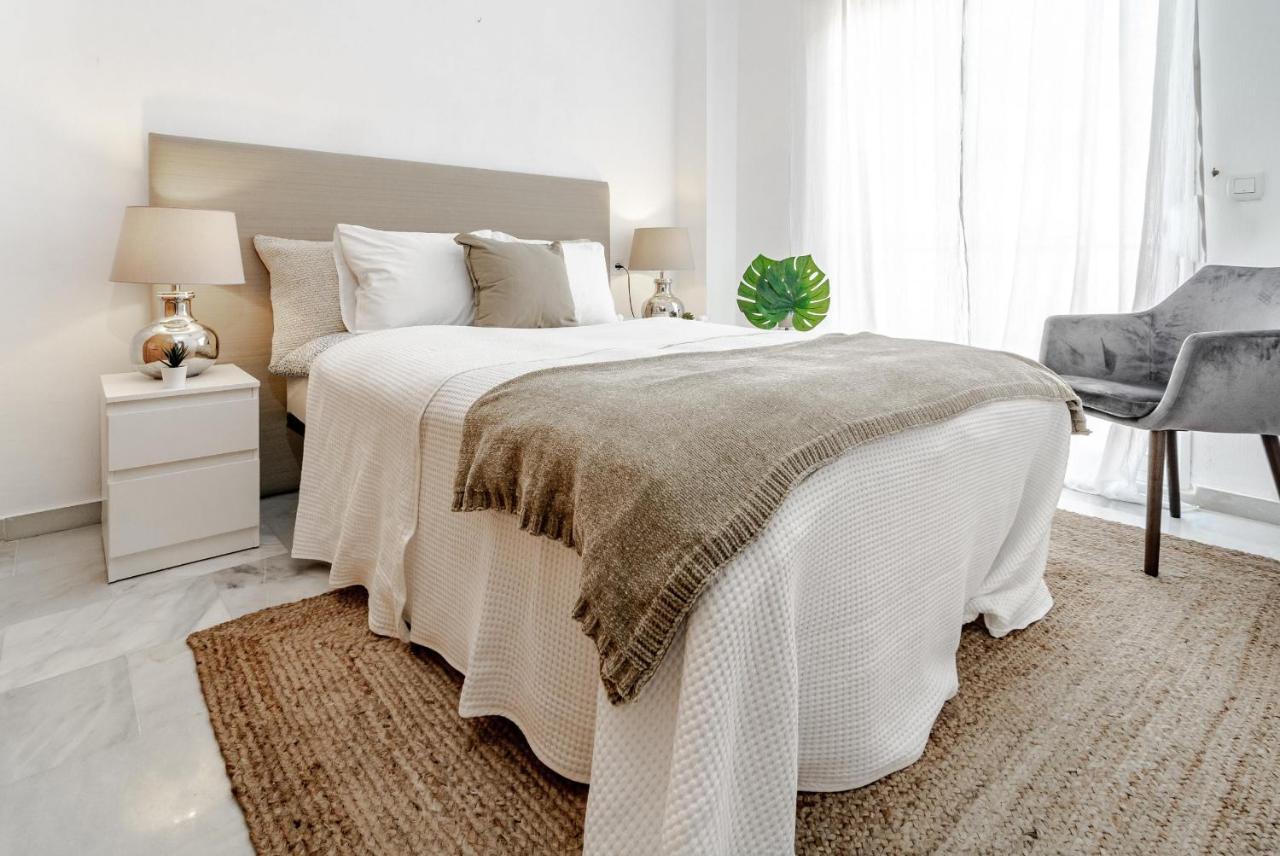 Gorgeous 2 Bedroom Townhouse In Marbella, Steps From An Incredible Сasa de vacaciones